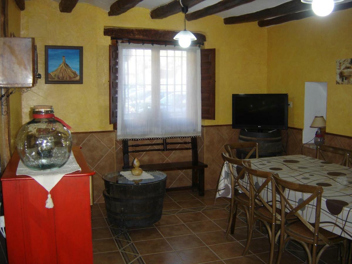 Agroturismo "La Bardena Blanca Ii" Аргедас Экстерьер фото